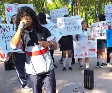 Estudiantes de la UAS se Manifiestan Contra Planillas Únicas y Falta de Representatividad.