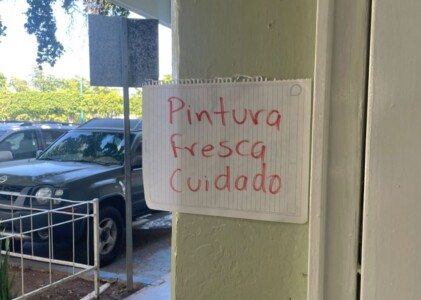 Tras protesta por aulas con hongos, UAS inicia obras; alumnos denuncian que son “solo pintadas”